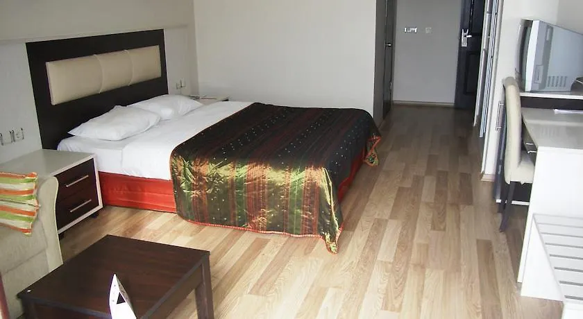 Royal Palace Kusadasi Hotel