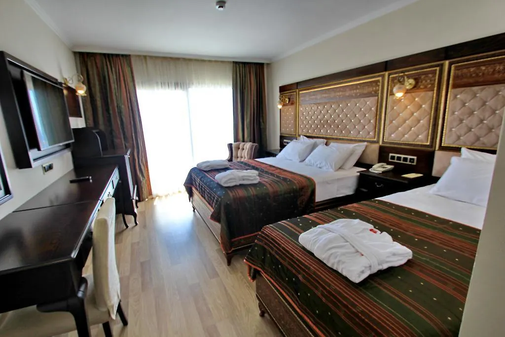 Royal Palace Kusadasi Hotel 4*,  トルコ