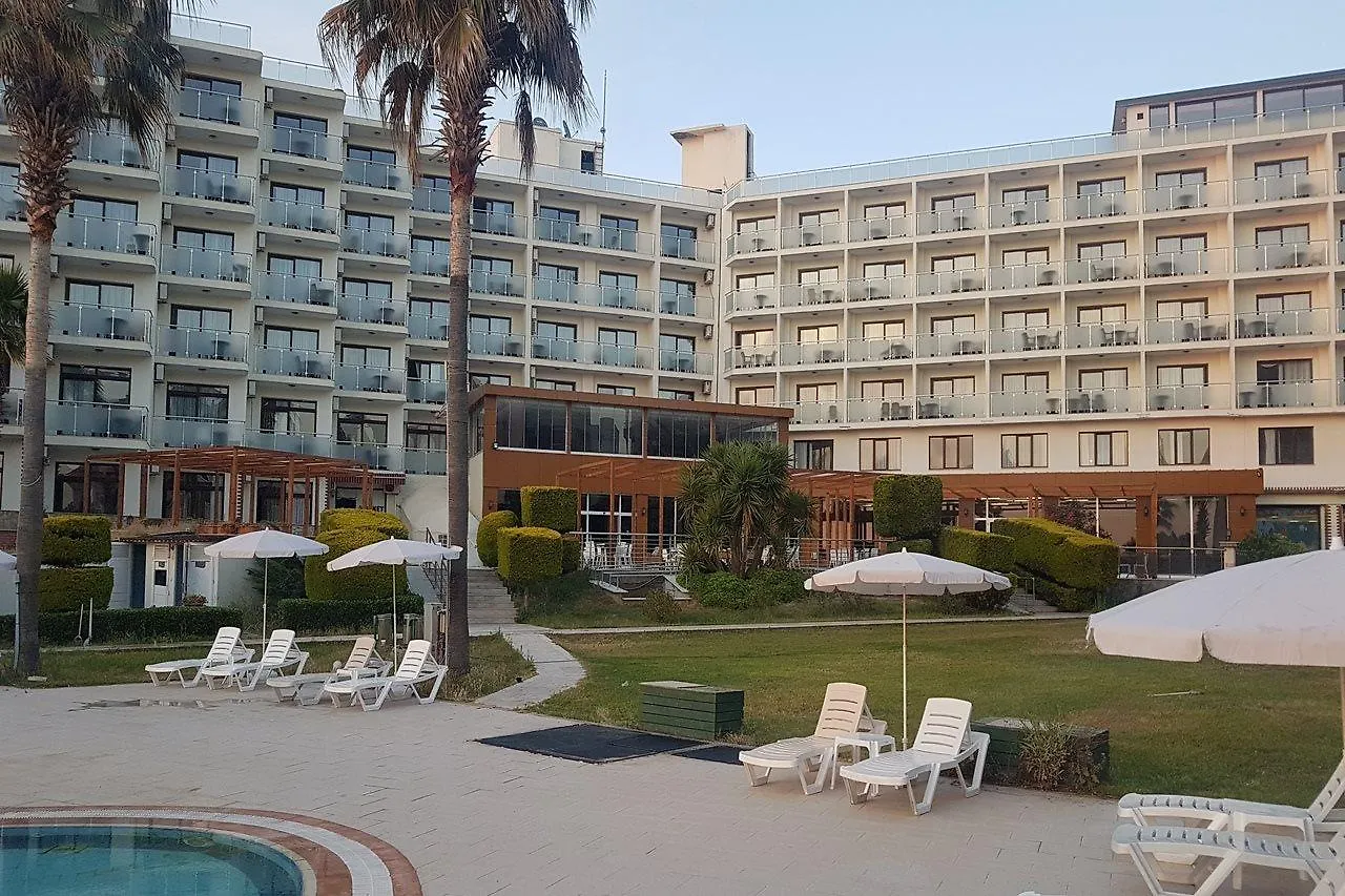 Royal Palace Kusadasi Hotel