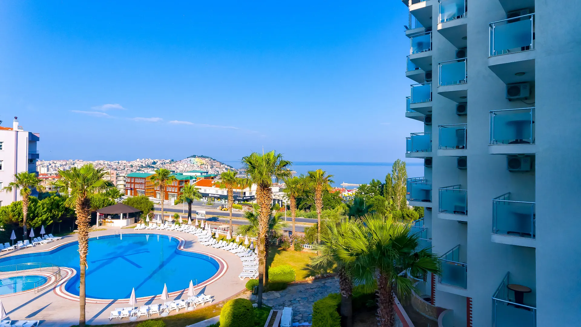 Royal Palace Kusadasi Hotel